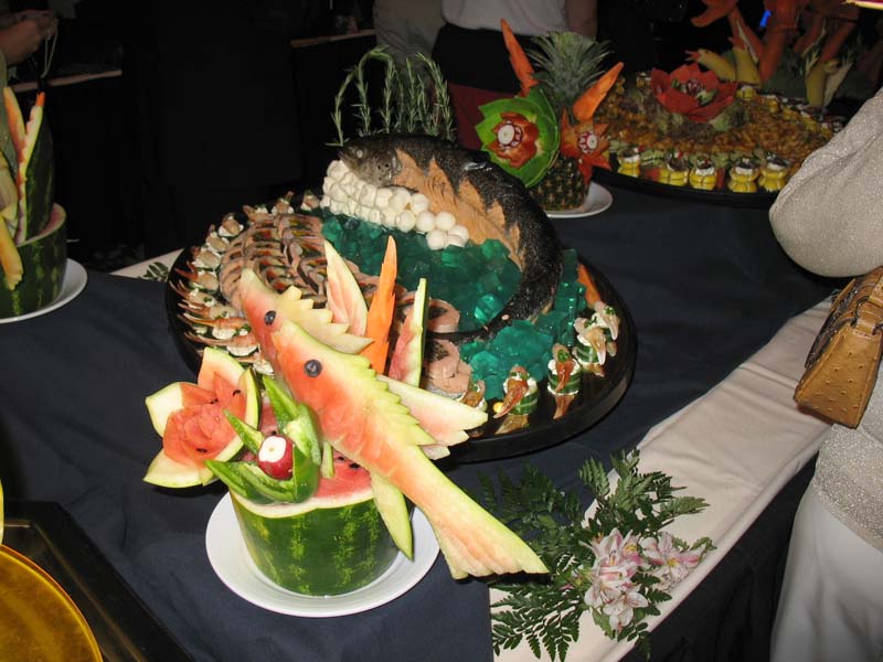 430 buffet melonfish.jpg